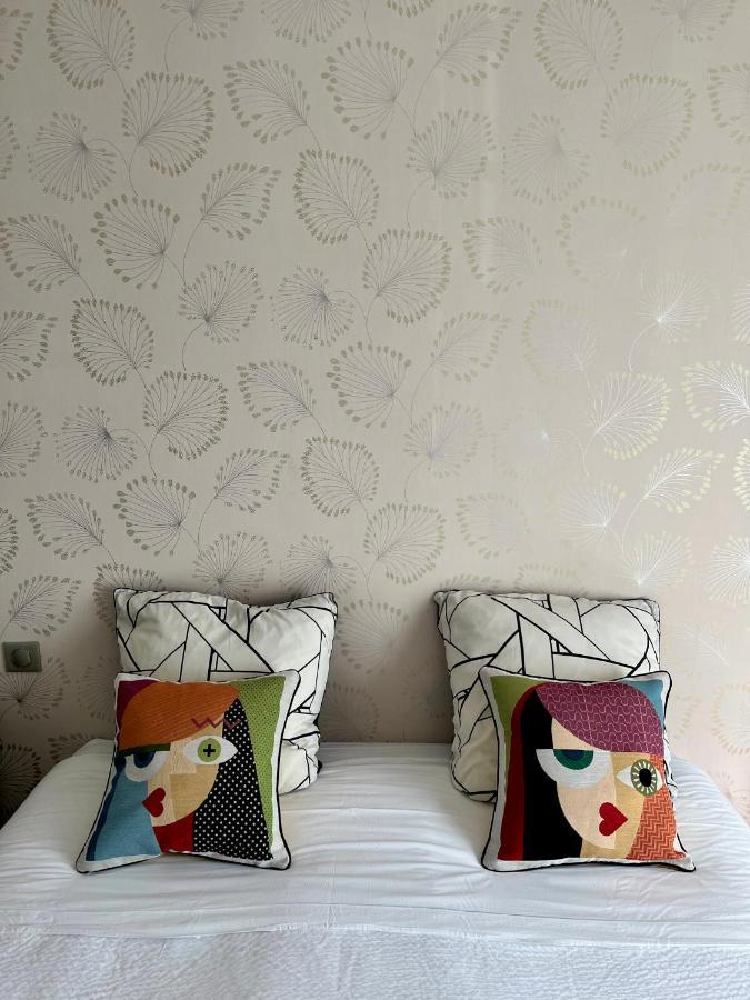 ลา กูร์ กาเร Bed & Breakfast การ์กาซอน ภายนอก รูปภาพ